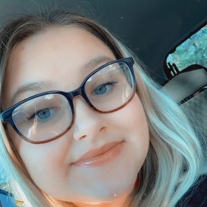 Meet your Posher, Gracie